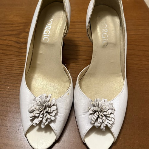 Leather peep toe pumps white size 38 like new