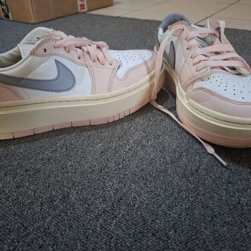 Nike Air Jordan 1 Elevate Low Atmosphere sneakers like new, size 39
