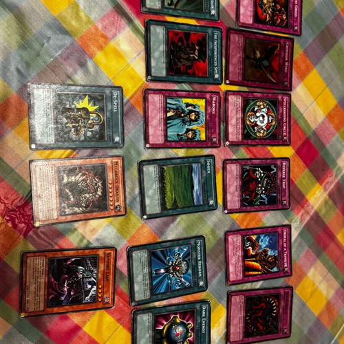 Yu-Gi-Oh cards used, pack of 15