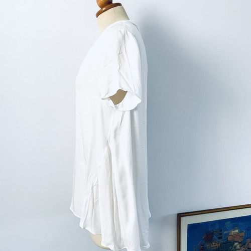 Asymmetric V-neck blouse new, size S-M, white
