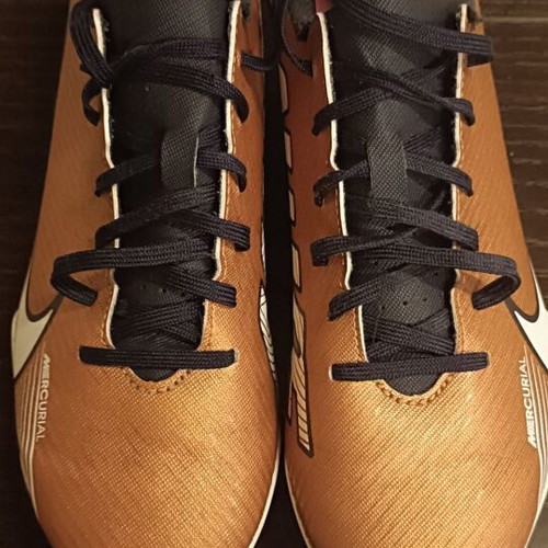 Nike football shoes used, size 38, brown
