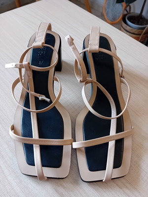 Zara sandals like new, size 37, beige