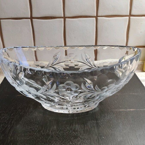 Handmade crystal decorative fruit bowl and jardiniere like new