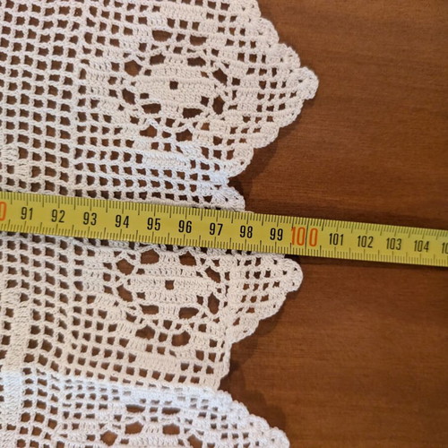 White crochet tablecloth large 100x95 cm like new