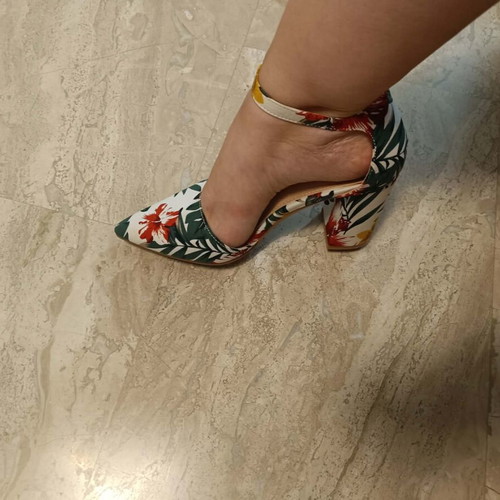 Floral Bozikis sandals with low heel size 38 new