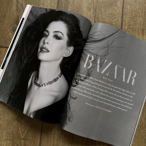 Harper's Bazaar UK Απρίλιος 2026 περιοδικό καινούργιο, με εξώφυλλο την Anne Hathaway