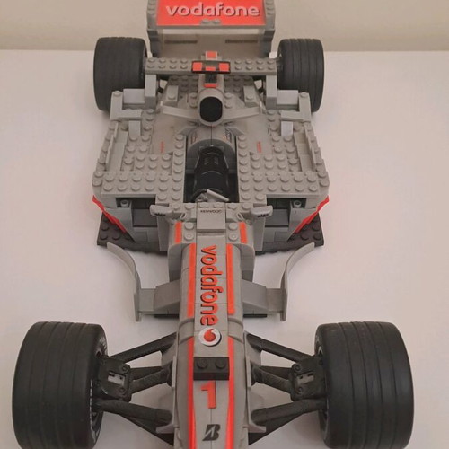 Vodafone McLaren Mercedes F1 Formula like new, assembled