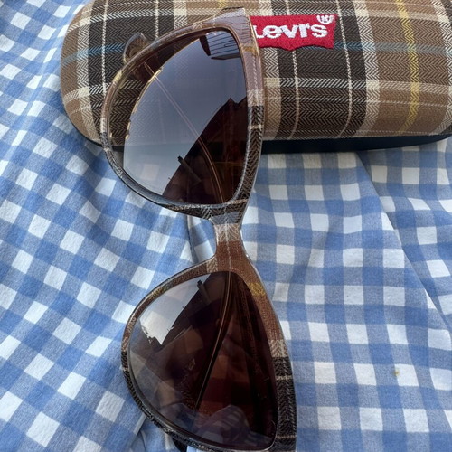 Levi's sunglasses new, brown