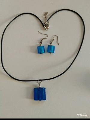 Murano necklace with earrings set like new