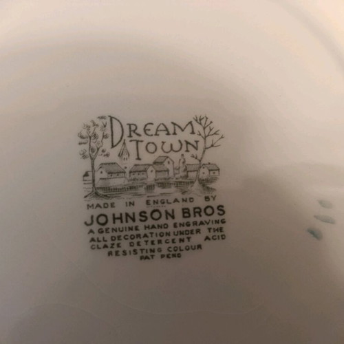 Johnson Bros Dream Town plate set like new, vintage English design