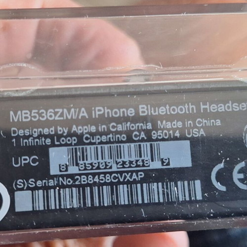 Apple iPhone Bluetooth Headset MB536ZM/A factory sealed vintage 2008