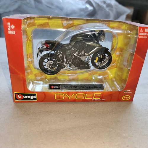 Bburago Benelli TNT 1130 Motorcycle Miniature 1:18 Scale New