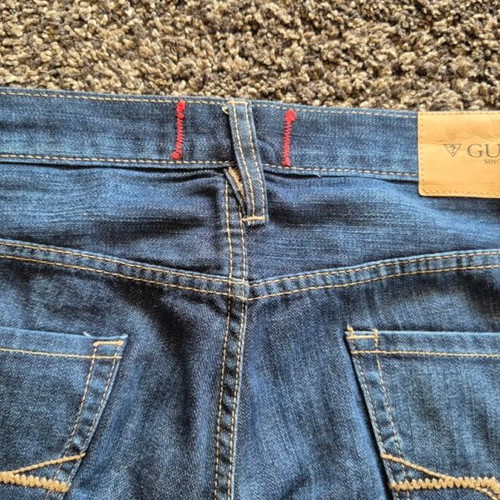 Ανδρικό τζιν Guess μεταχειρισμένο, μέγεθος W30 (EU 38), μπλε σκούρο