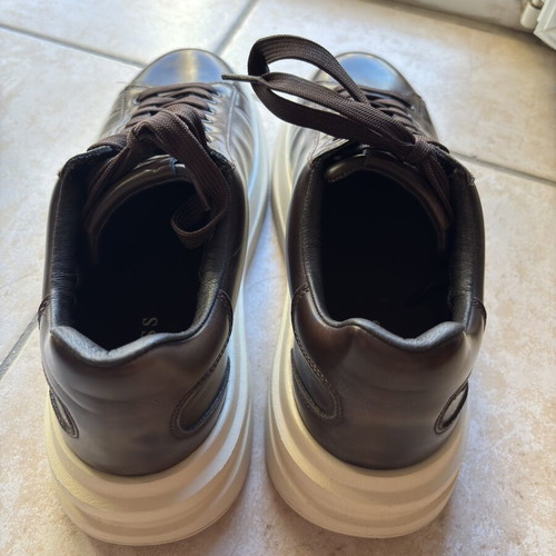 Guess men's sneakers size 40, like new, brown