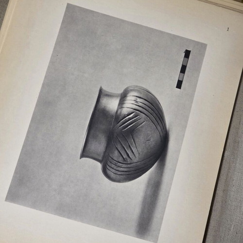 Photographic catalog of Benaki Museum jewelry collection 1938 used