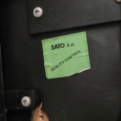 SATO office chair and drawer unit used