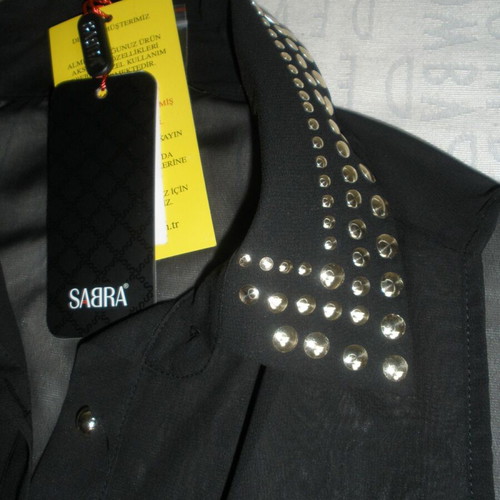 Sabra sleeveless shirt blouse with studded collar, black