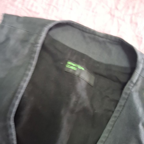 Benetton vest no 5 black stonewashed like new