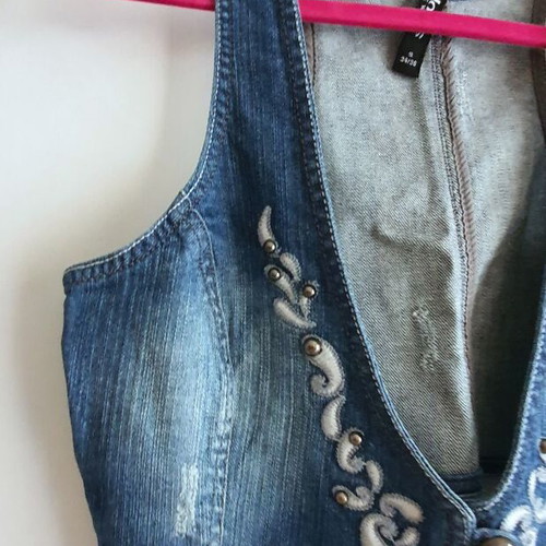 Denim vest new with embroidery and metal buttons, size S