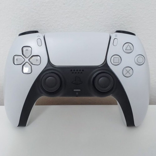 DualSense PS5 controller BDM-020, like new