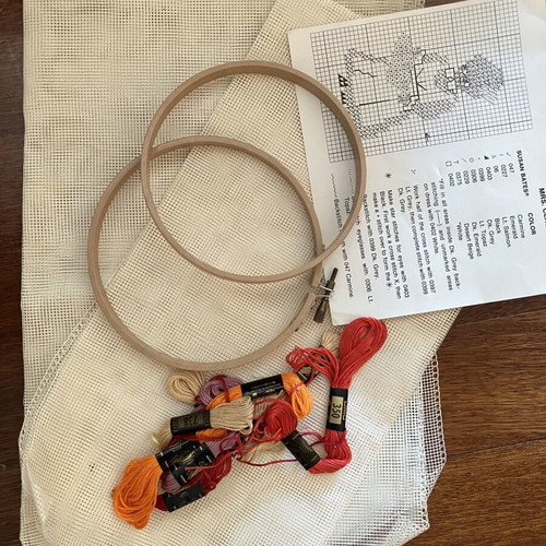 Knitting needles wool and embroidery set like new