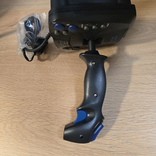 Logic 3 PC Charger joystick like new for Windows 95-98