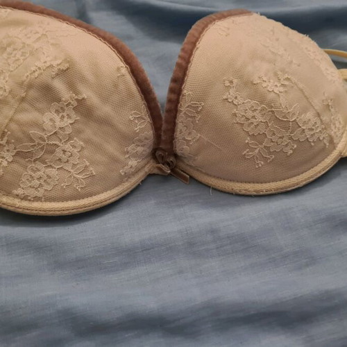 Intimissimi bras like new, pack of 2, sizes 70 75 B