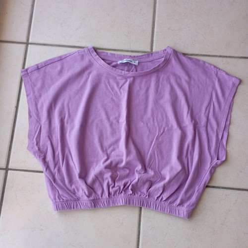 Pink Woman women's clothing set small used, 4 colorful pieces
