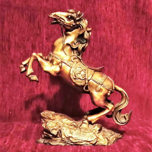 Bronze horse antique like new