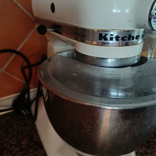 Kitchenaid Artisan kitchen machine mixer, white