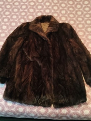 Mink fur coat size M like new brown