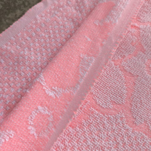 Summer cotton quilts new in pink and lemon colors