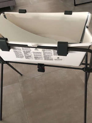 Stokke baby bath with base like new