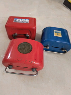 Elta collectible piggy banks used, set of three