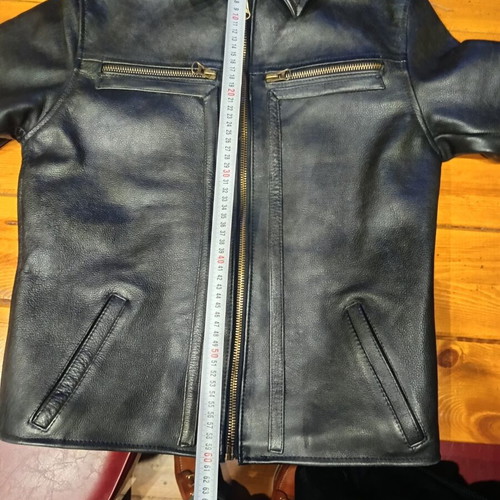 Jacket Leader Vainas leather, like new, black, thick material