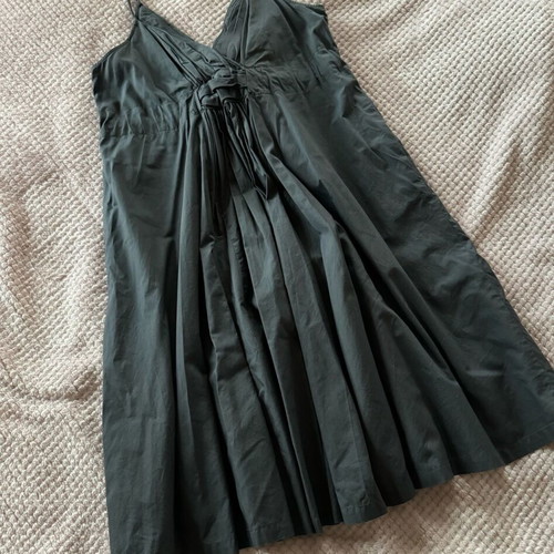 GAP dress gray with strap like new, size M