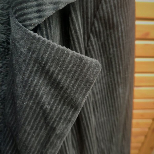 Corduroy coat like new with fur lining, black, size S
