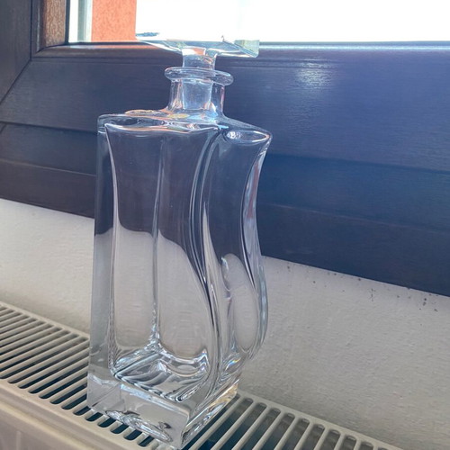Bohemian crystal carafe new with modern design