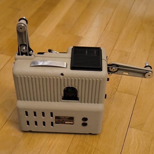 Eumig P8 automatic novo projector used, vintage 8mm film