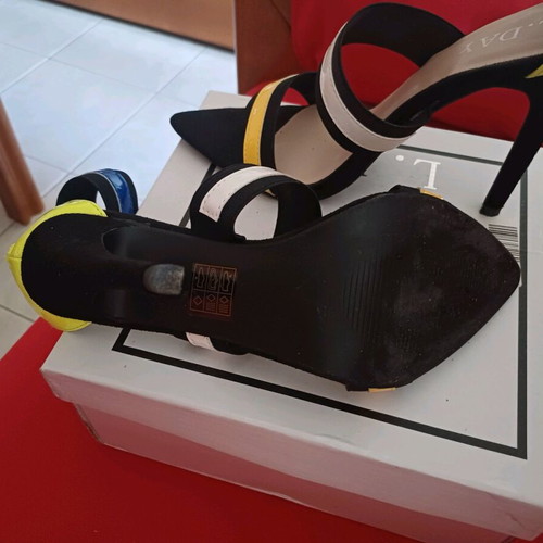 Women's sandals