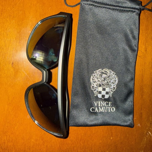 Vince Camuto sunglasses new, matte gray frame