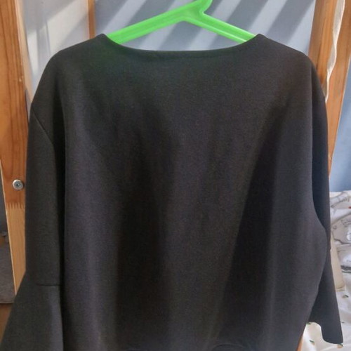 Bolero jacket black, like new, size L with flared sleeves