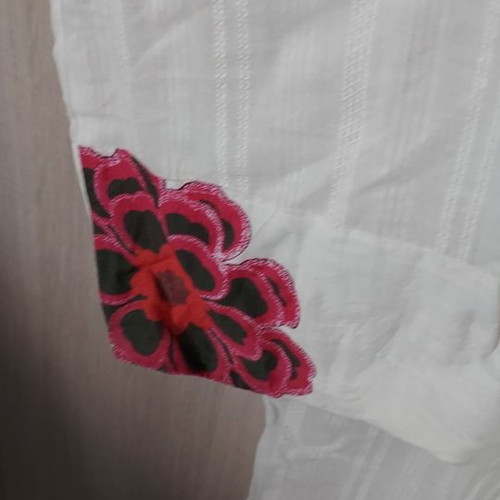 Indian shirt new, free size, white with pattern