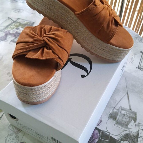 Camel suede flatforms with bow size 39 like new