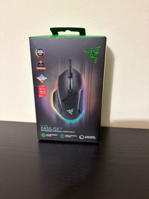 Razer Basilisk V3 customizable ergonomic gaming mouse new