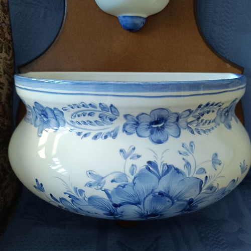 Vintage decorative fountain from Portuguese faience with handmade floral design like new