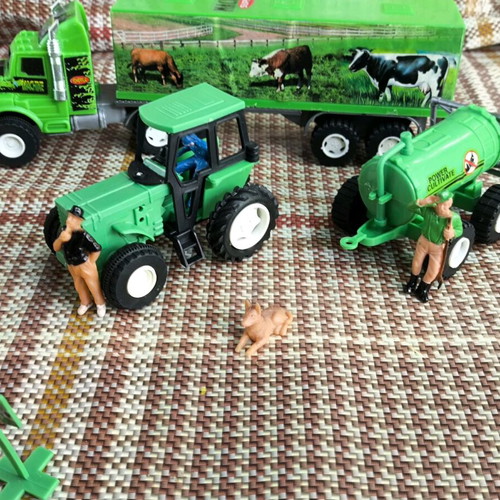 Farm figure set new
