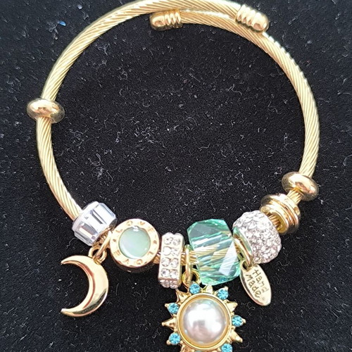 Charm Style Bracelet with Sun, Moon and Crystals new