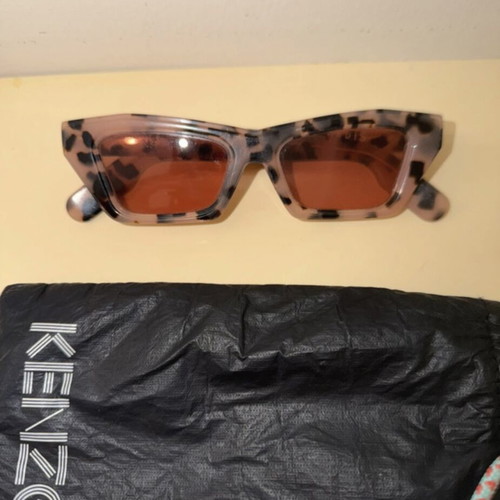 Kenzo sunglasses like new, brown color