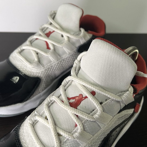 Jordan 11 CMFT Low sneakers youth US 5.5Y EU 38